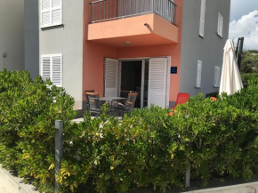 Appartement Sesil à Poljica -Marina- Trogir - Dalmatie, Croatie 200m de la plage